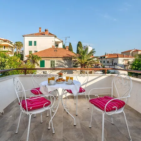 Villa Lct Florentina