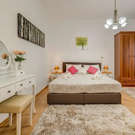 Villa Lct Florentina Split